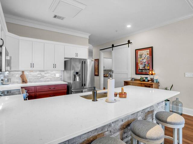 Photo of 703 Watermarke Lane