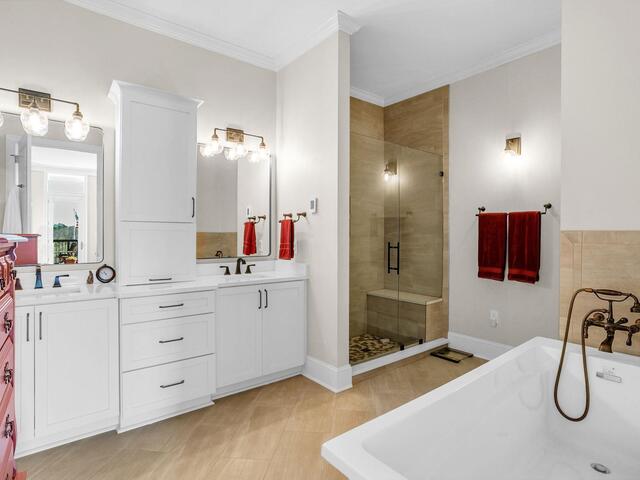 Photo of 703 Watermarke Lane