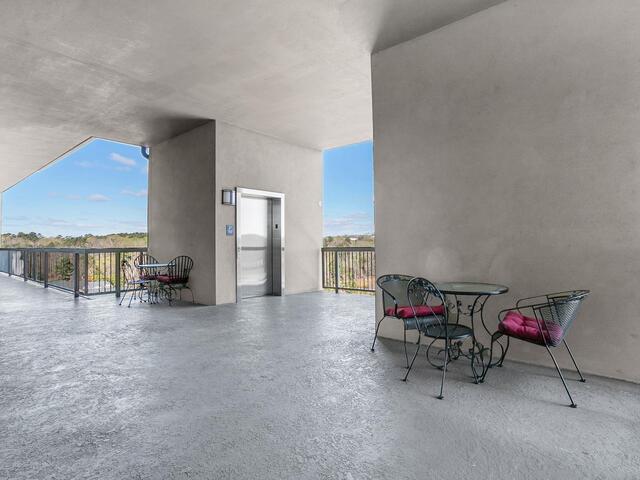 Photo of 703 Watermarke Lane