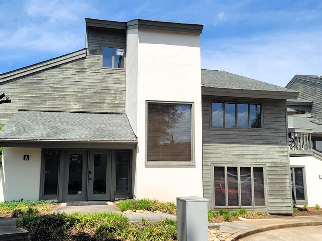 Photo of 1010 E North Street