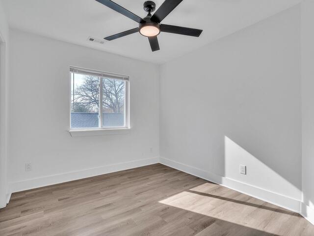 Photo of 322 E Bearden Street