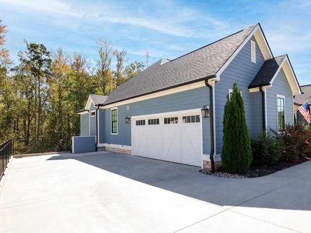 Photo of 304 Braxton Meadow Drive