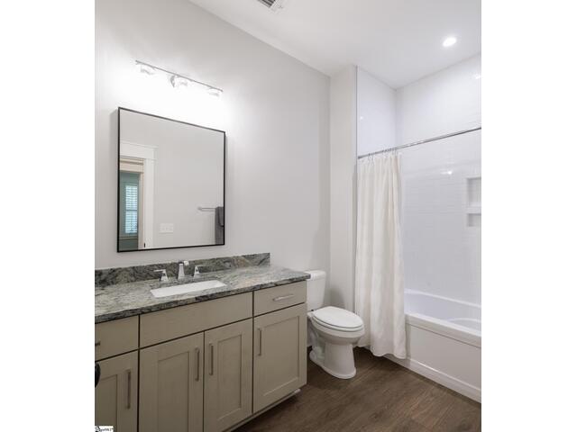 Photo of 304 Braxton Meadow Drive