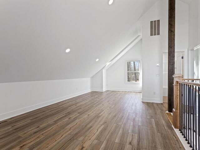 Photo of 424 Fowler Road