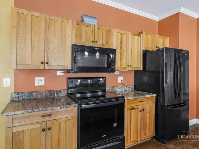 Photo of 211 Morningwood Lane