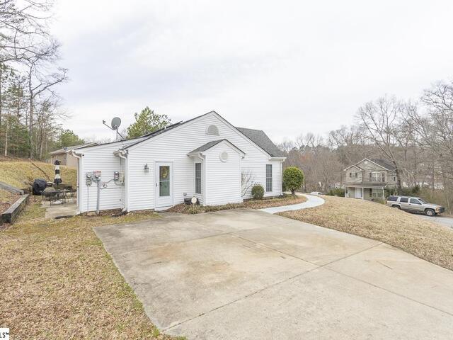 Photo of 100 Forrester Drive