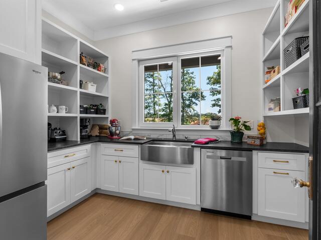 Photo of 606 Monfret Court