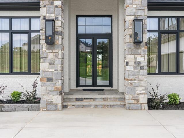 Photo of 606 Monfret Court