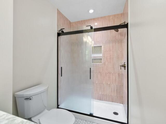 Photo of 300 Woodvale Avenue