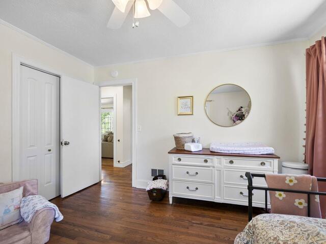 Photo of 300 Woodvale Avenue