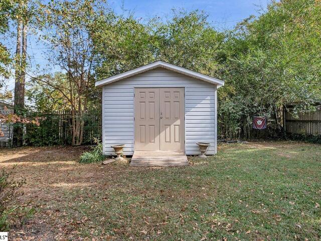 Photo of 300 Woodvale Avenue