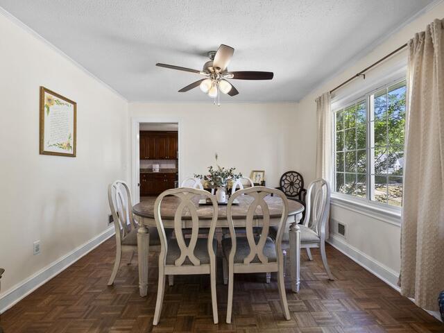 Photo of 300 Woodvale Avenue