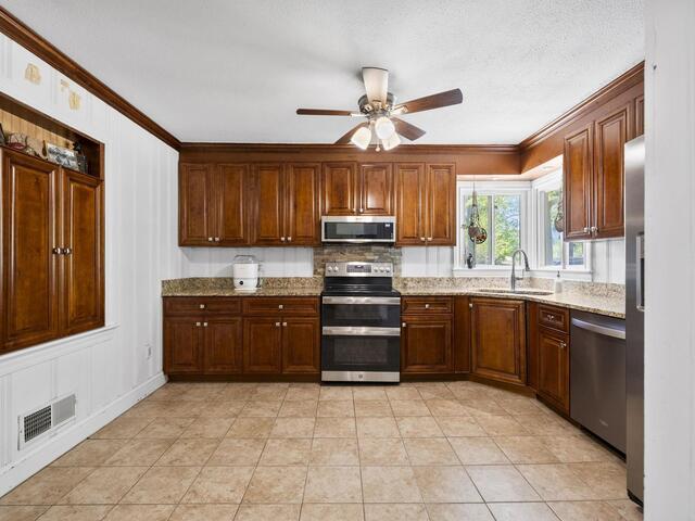 Photo of 300 Woodvale Avenue