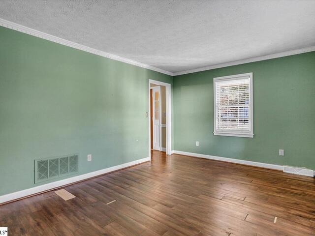 Photo of 307 Devenger Road