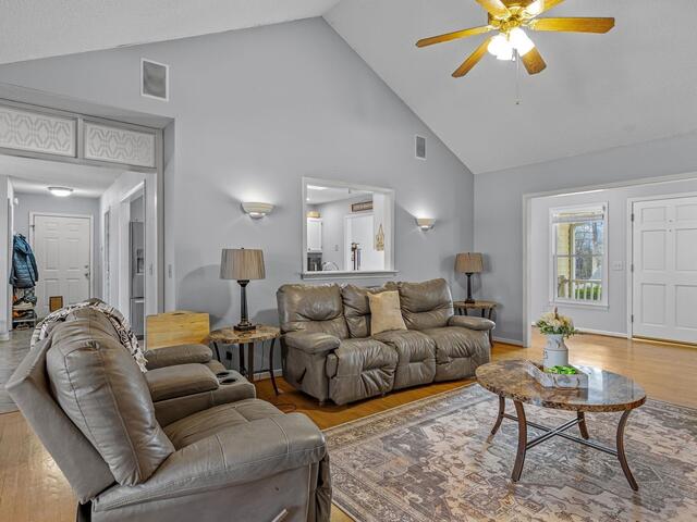 Photo of 608 Hampton Road