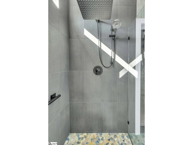 Photo of 417 Jack Hunter Place