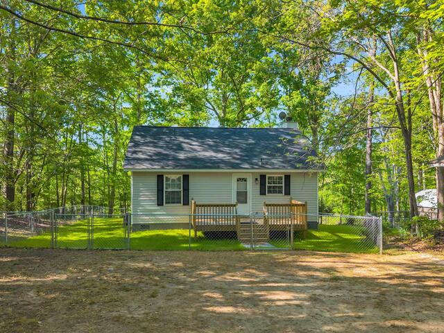 Photo of 425 Cochise Drive