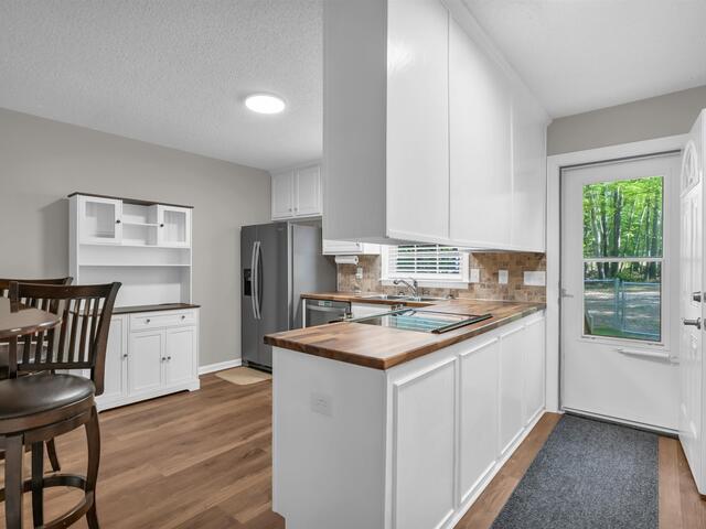 Photo of 425 Cochise Drive