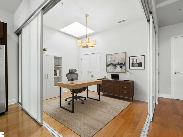 Photo of 500 E McBee Avenue