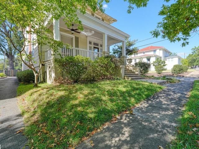 Photo of 120 Connecticut Avenue