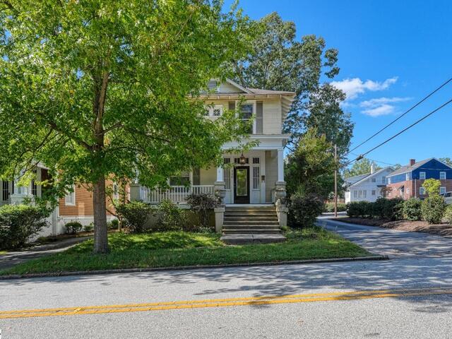 Photo of 120 Connecticut Avenue