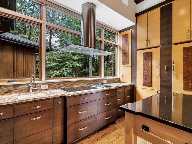 Photo of 10 Water View Court