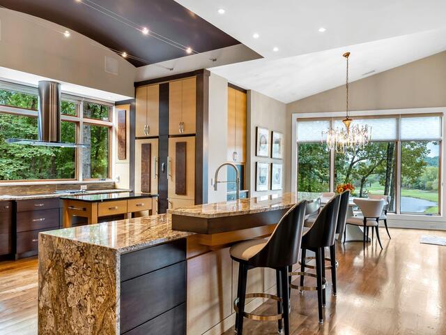 Photo of 10 Water View Court