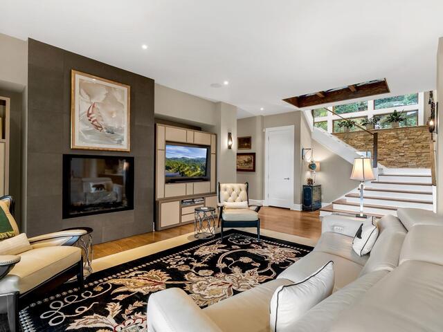 Photo of 10 Water View Court