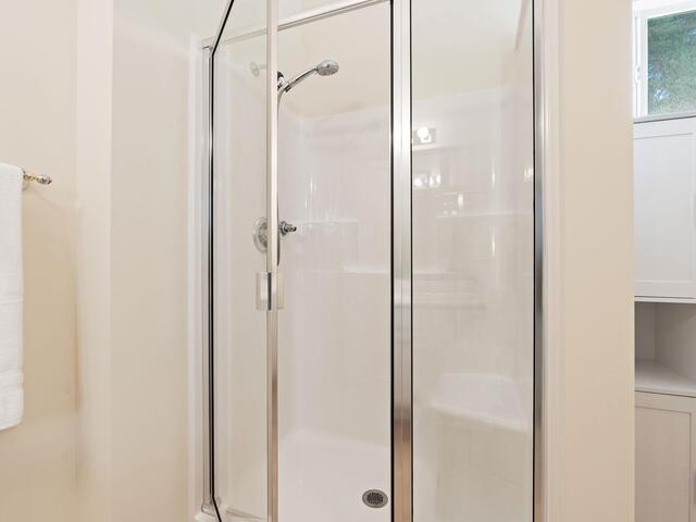 Photo of 6 Castle Hall Court