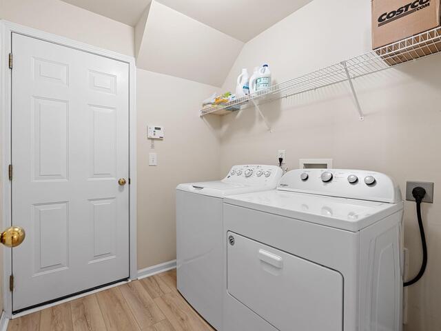 Photo of 6 Castle Hall Court