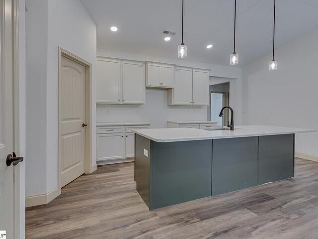 Photo of 399 Bowers Road