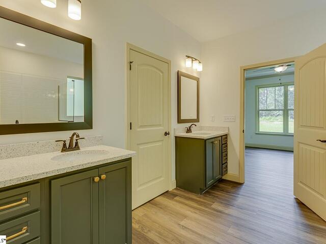 Photo of 399 Bowers Road