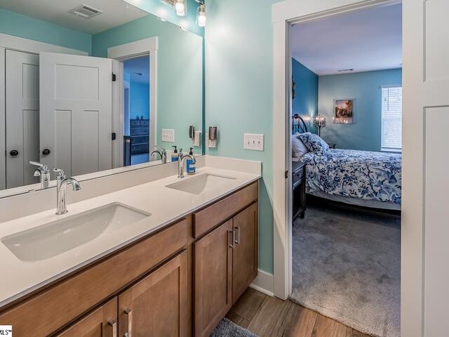 Photo of 468 Mill Park Way