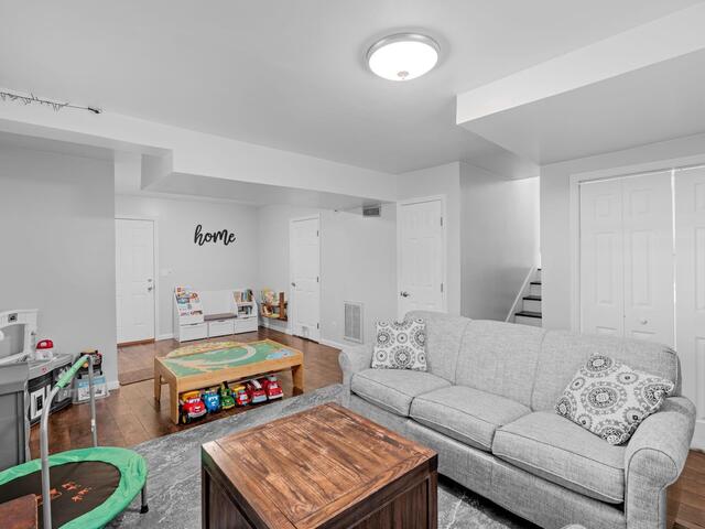 Photo of 128 Buckey Court