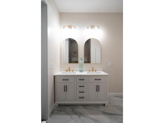 Photo of 28 6th Street