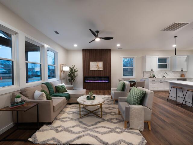 Photo of 28 6th Street