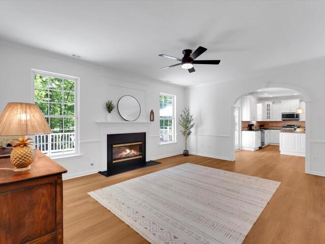 Photo of 210 Northcliff Way