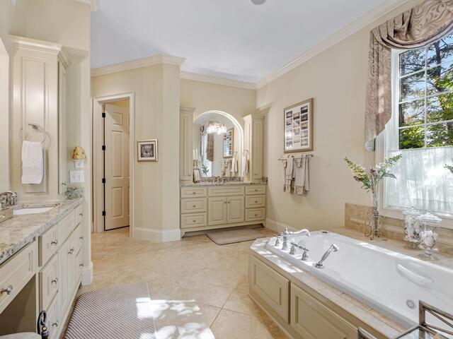 Photo of 344 Long Cove Trail