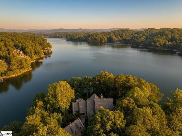 Photo of 344 Long Cove Trail