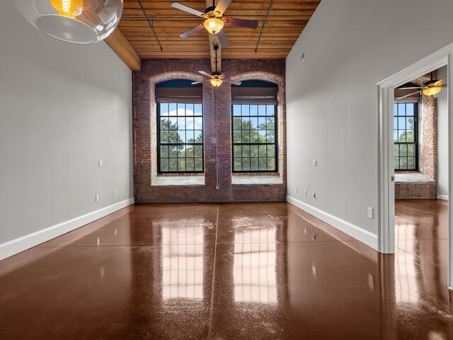 Photo of 400 Mills Avenue