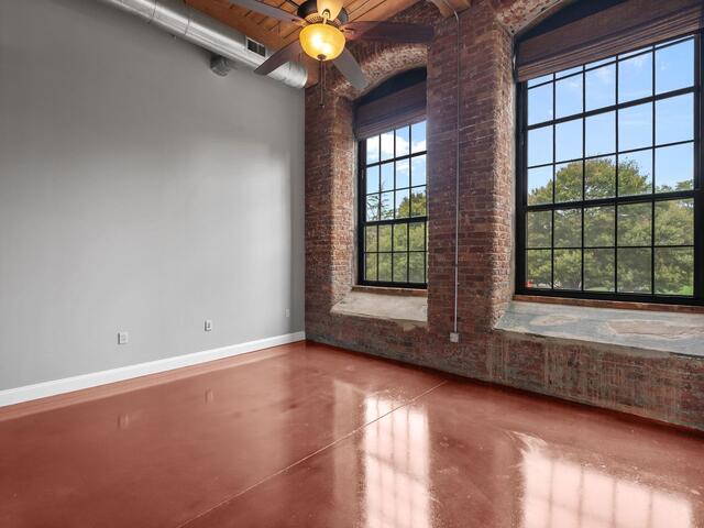Photo of 400 Mills Avenue