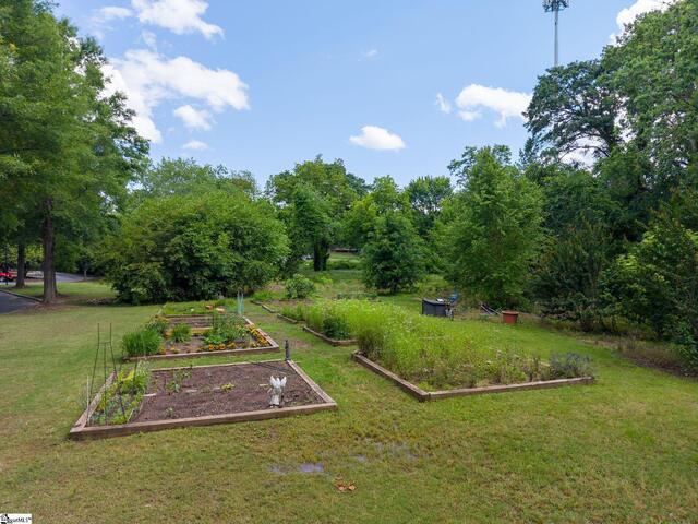 Photo of 400 Mills Avenue