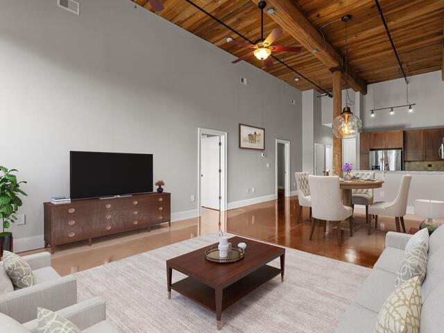 Photo of 400 Mills Avenue
