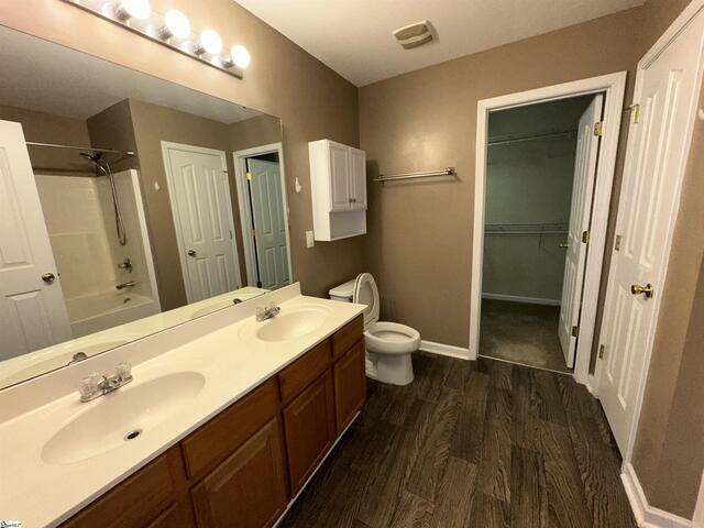 Photo of 212 Reedy River Court