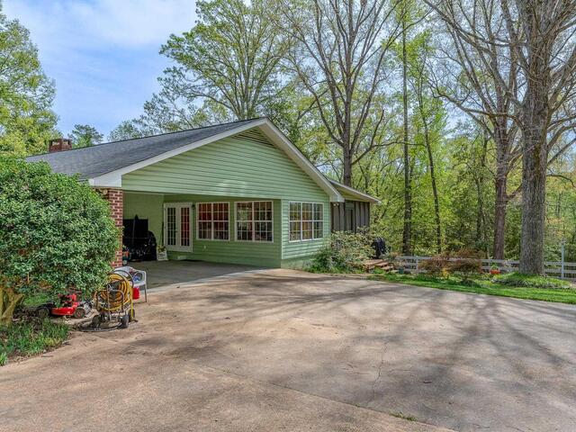 Photo of 100 Griffin Mill Road