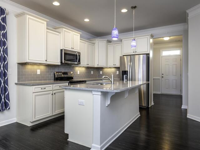 Photo of 810 Appleby Drive