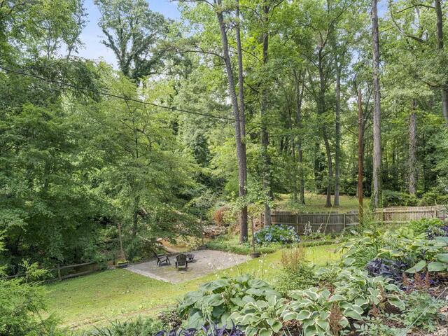 Photo of 119 W Victoria Road