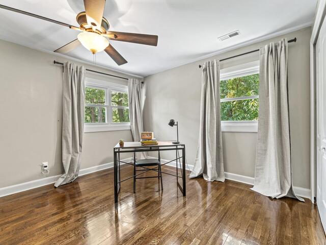 Photo of 119 W Victoria Road