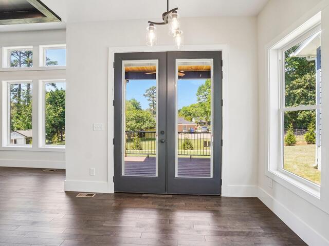 Photo of 44 Village Crest Drive