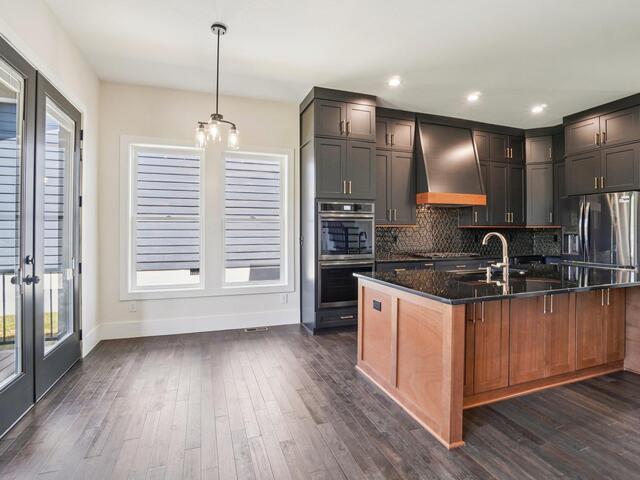 Photo of 44 Village Crest Drive